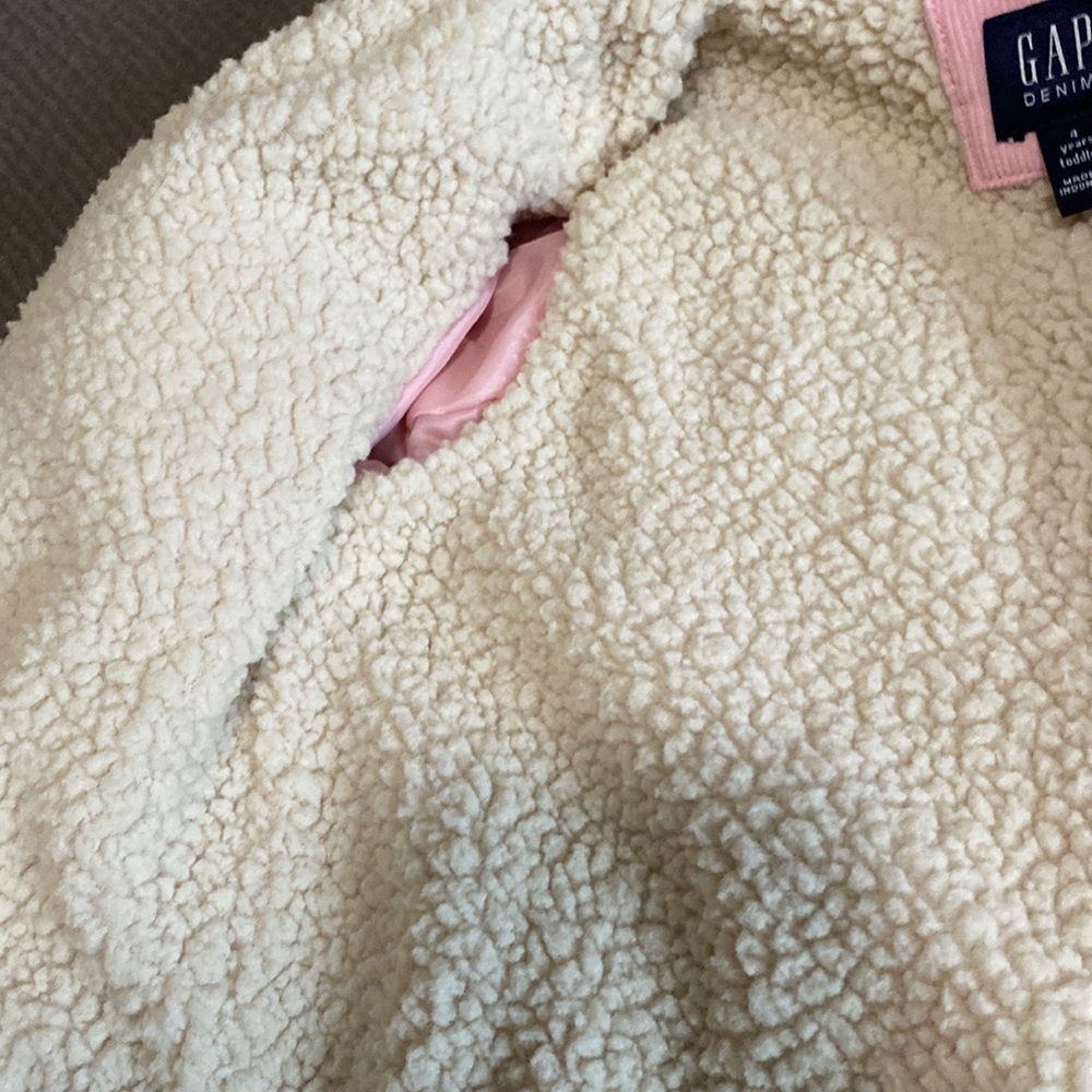 Pink Gap jacket - Picture 3 of 3